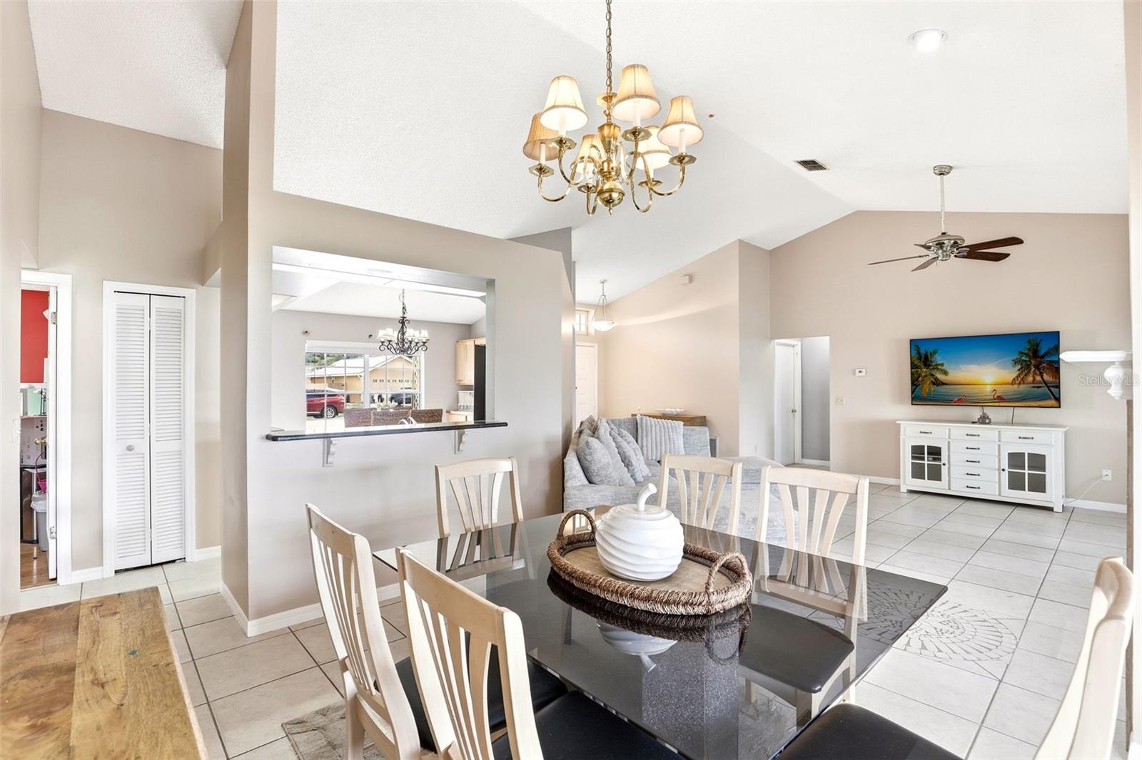 Image 11 of 31 For 14025 Furman Avenue