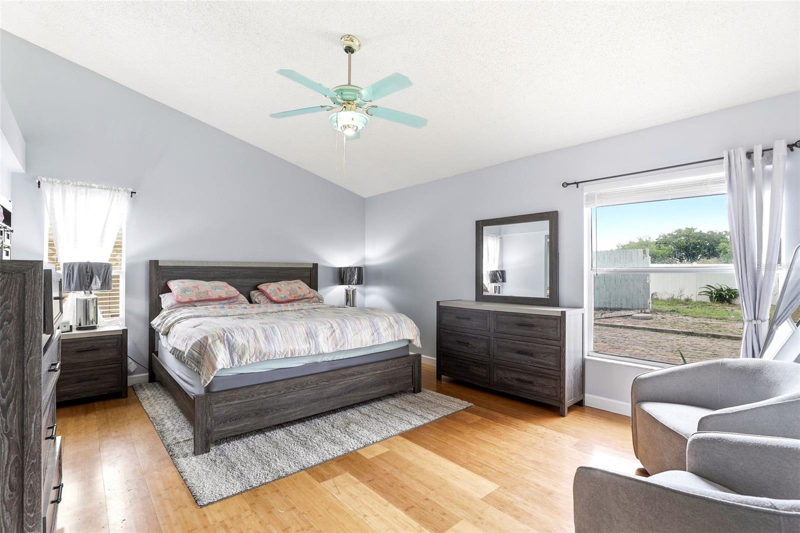 Image 18 of 31 For 14025 Furman Avenue