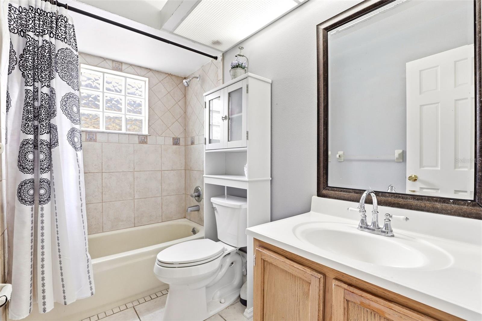 Image 23 of 31 For 14025 Furman Avenue