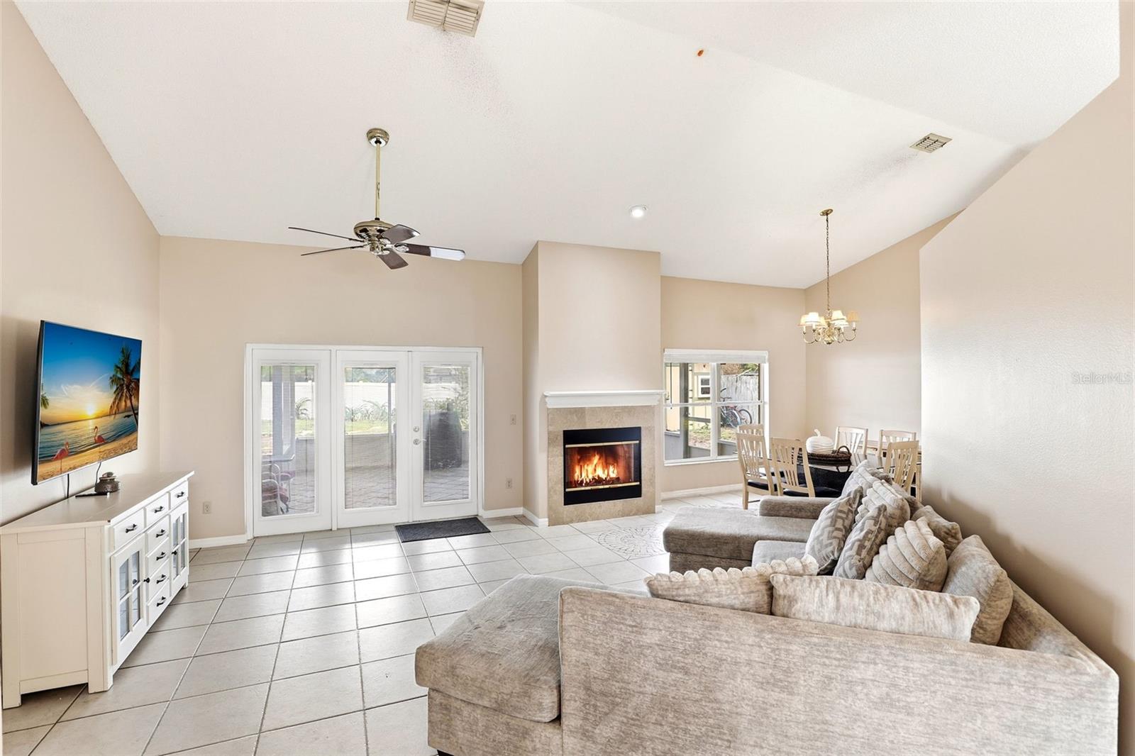 Image 6 of 31 For 14025 Furman Avenue