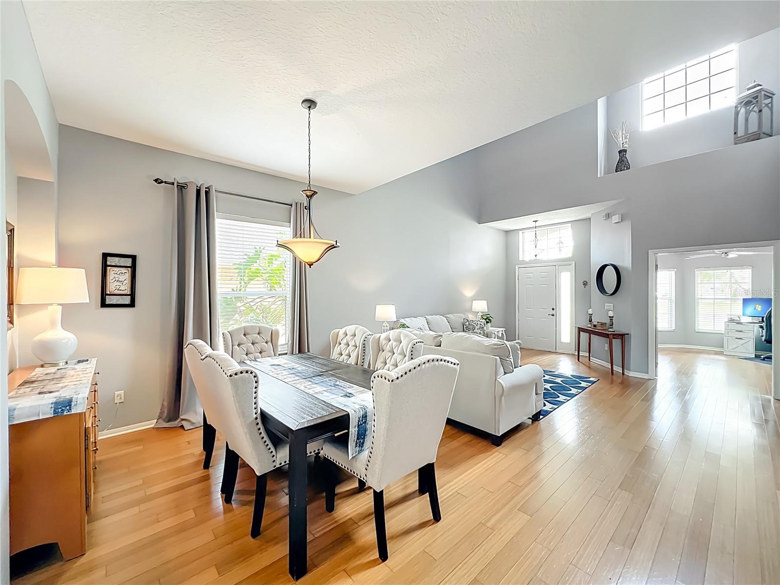 Image 10 of 59 For 949 Pickfair Terrace