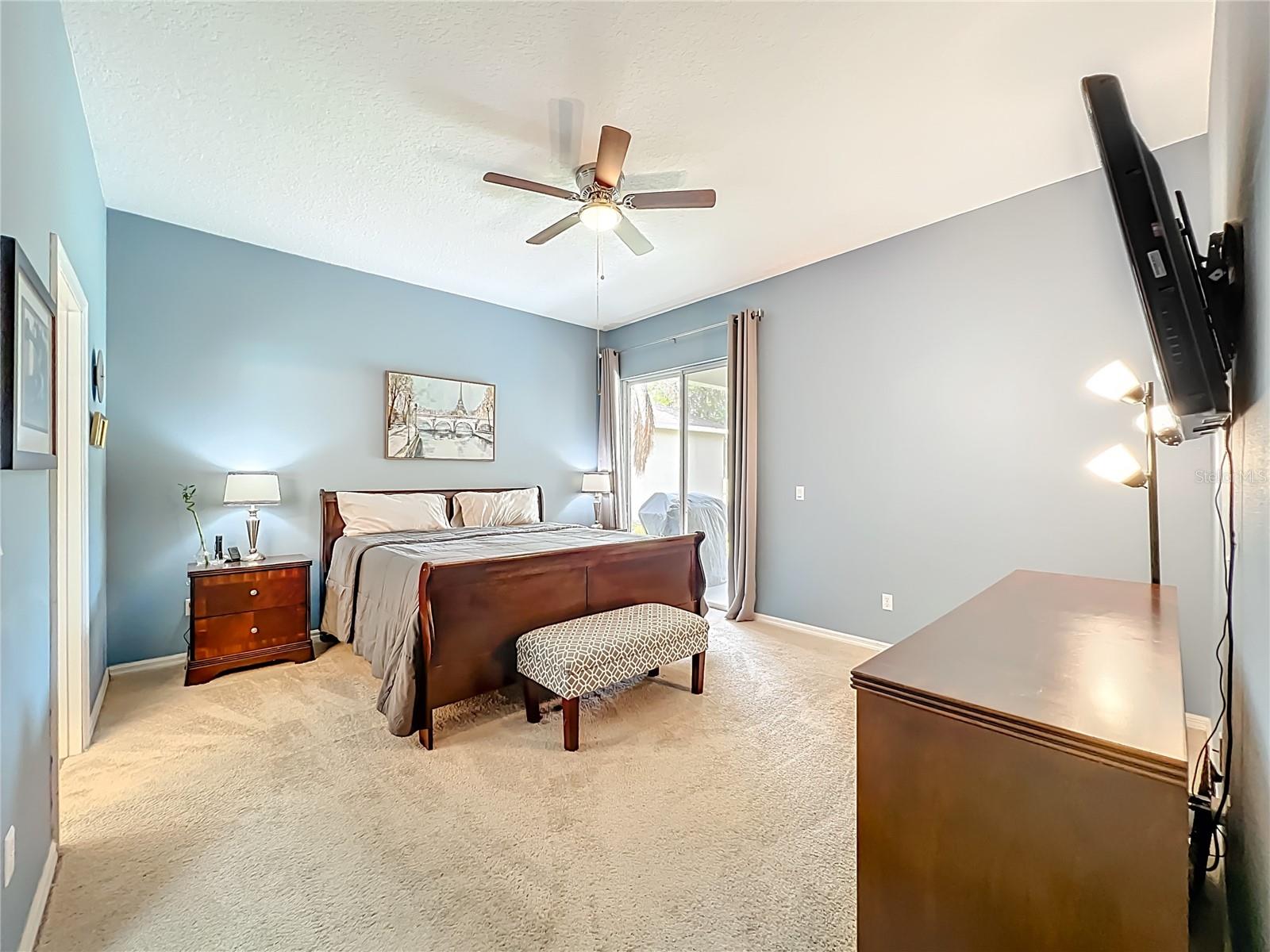 Image 24 of 59 For 949 Pickfair Terrace