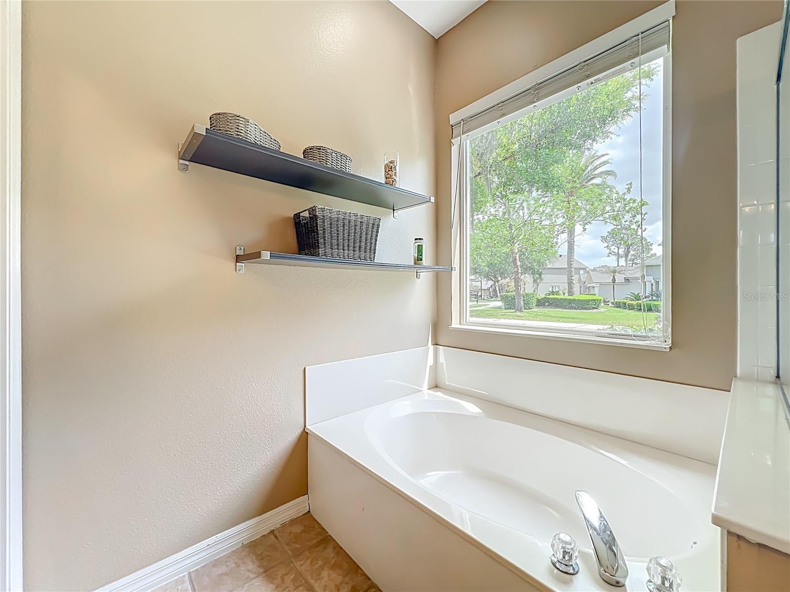 Image 29 of 59 For 949 Pickfair Terrace