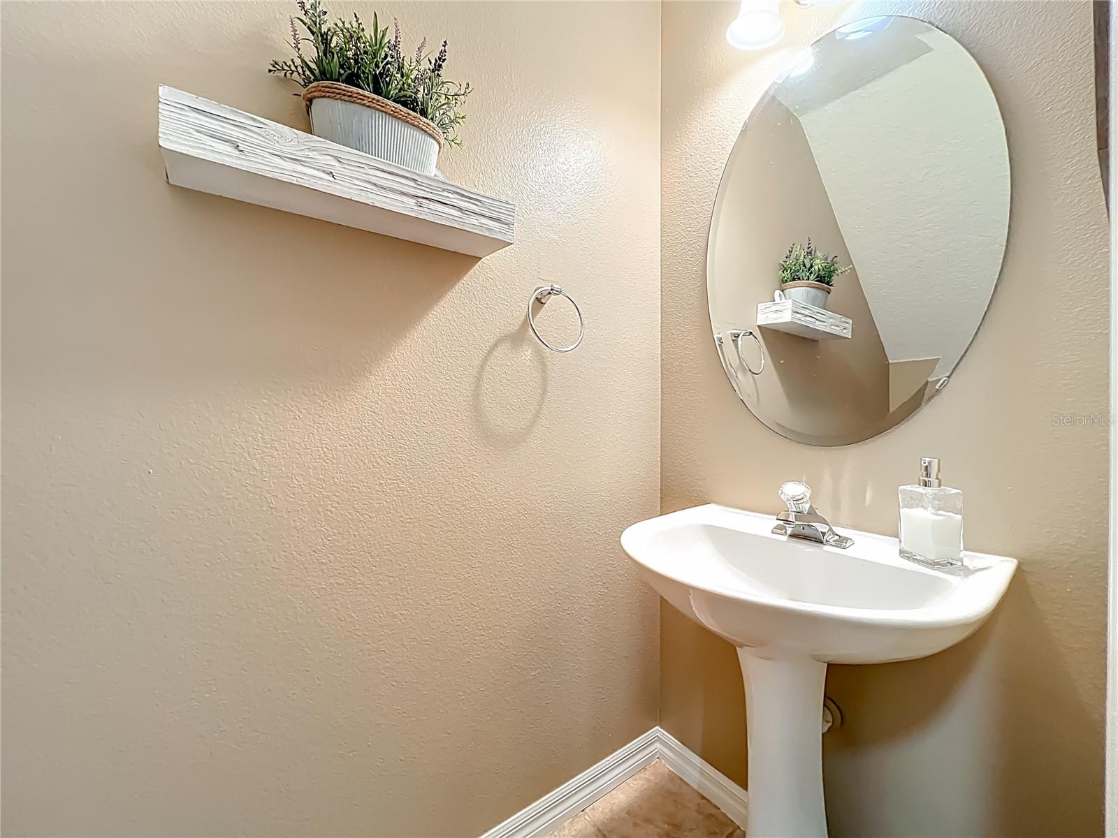 Image 33 of 59 For 949 Pickfair Terrace