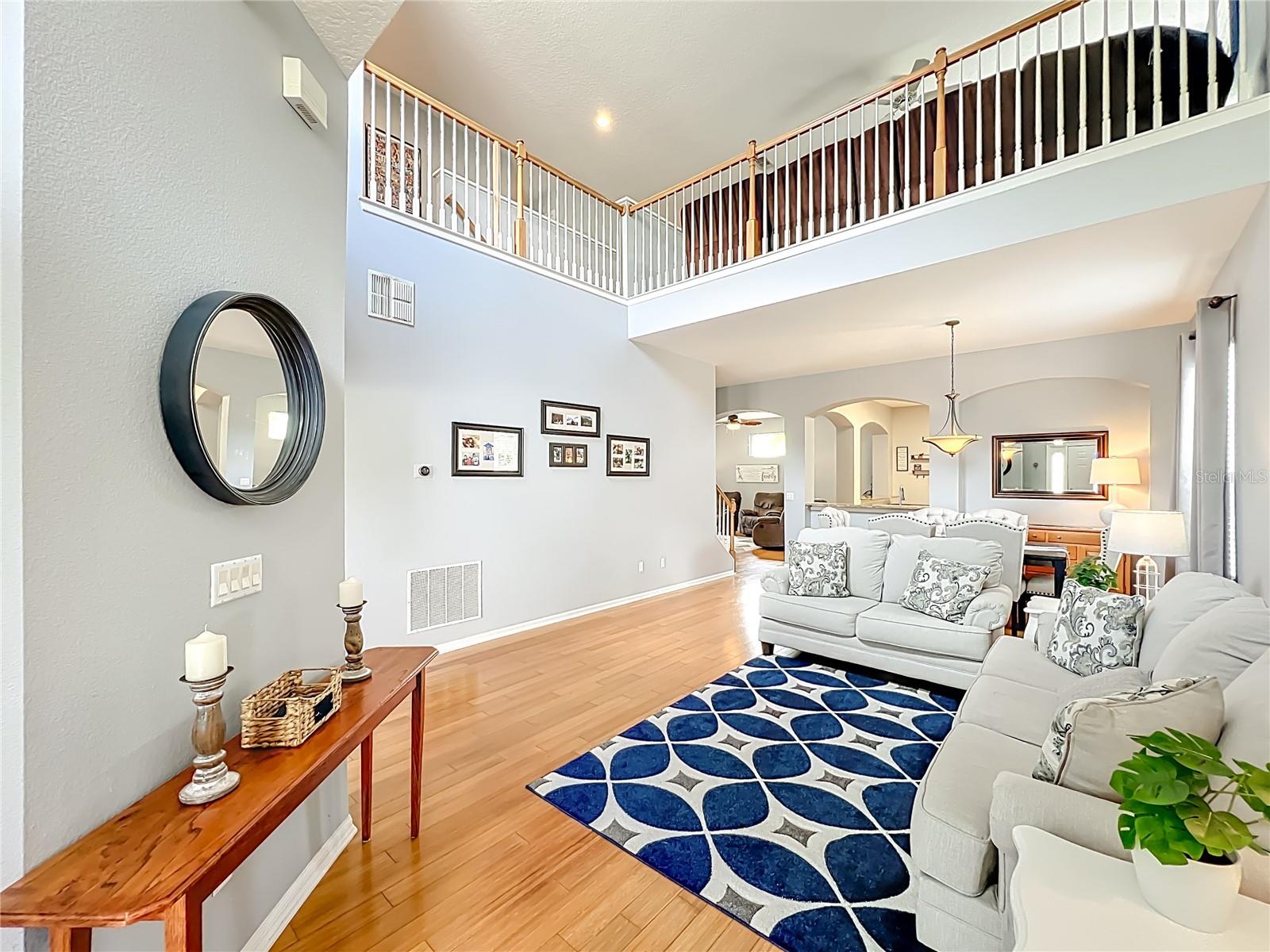 Image 4 of 59 For 949 Pickfair Terrace