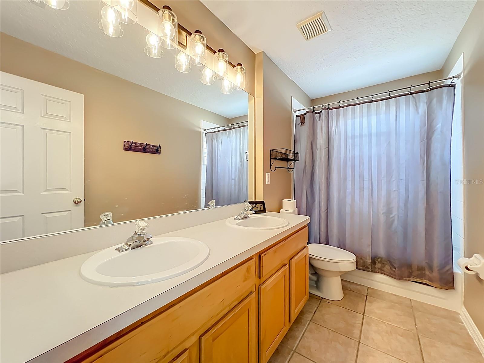 Image 41 of 59 For 949 Pickfair Terrace