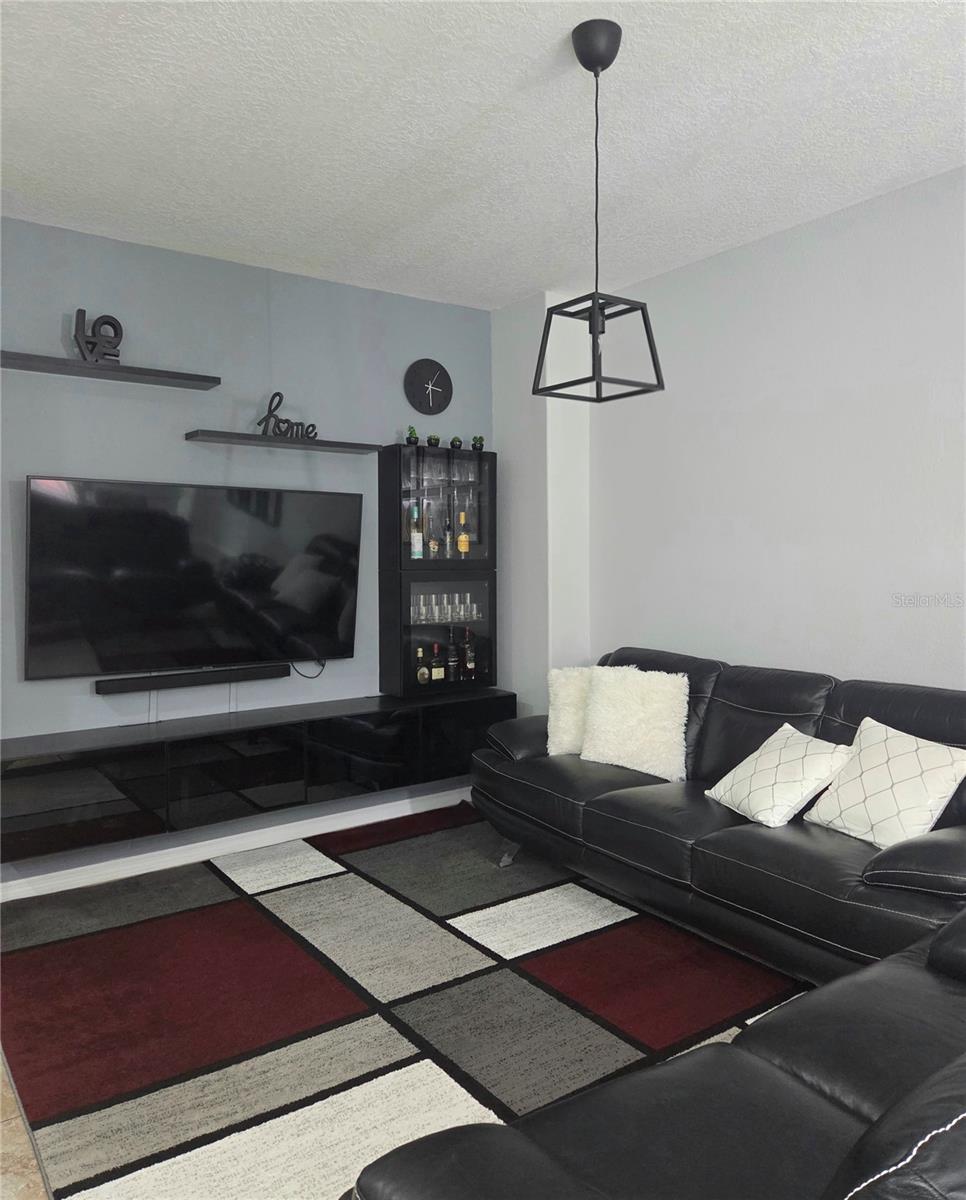 Image 11 of 33 For 10604 Savannah Plantation Court