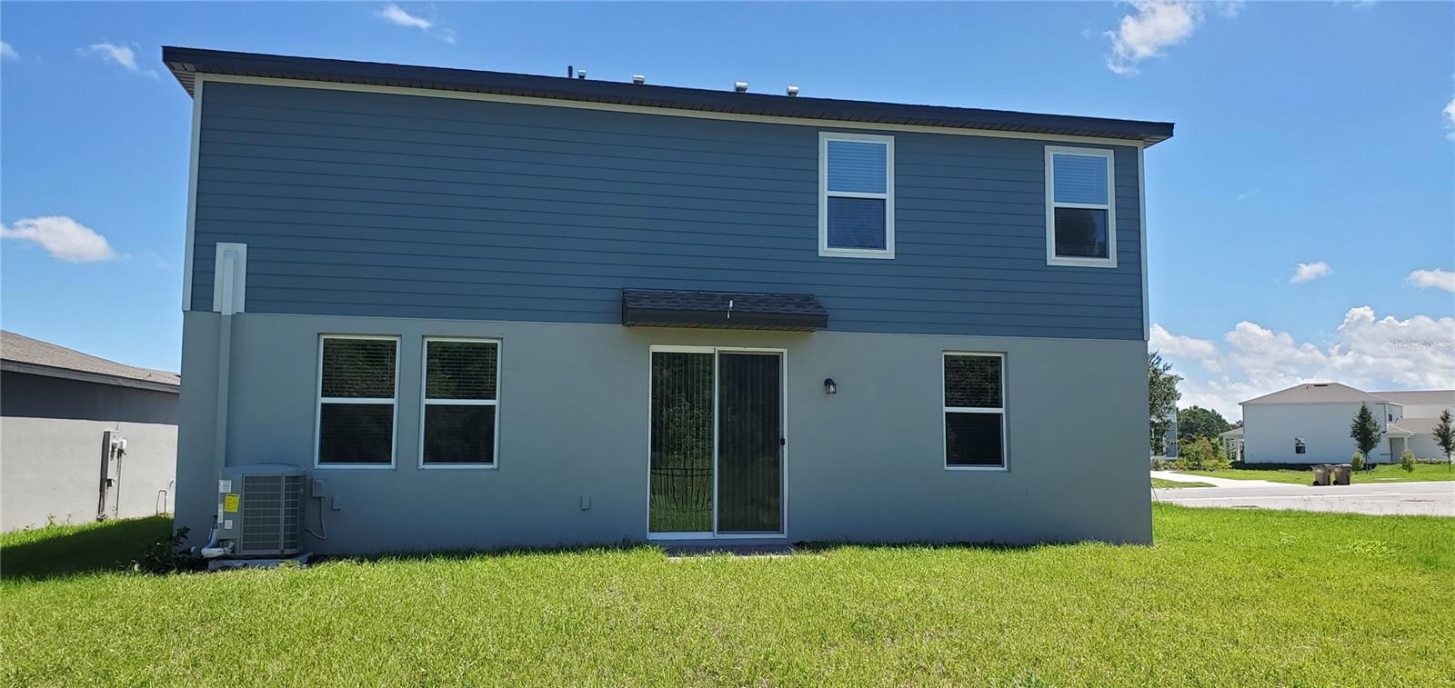 Image 6 of 33 For 17367 Million Lakes Court