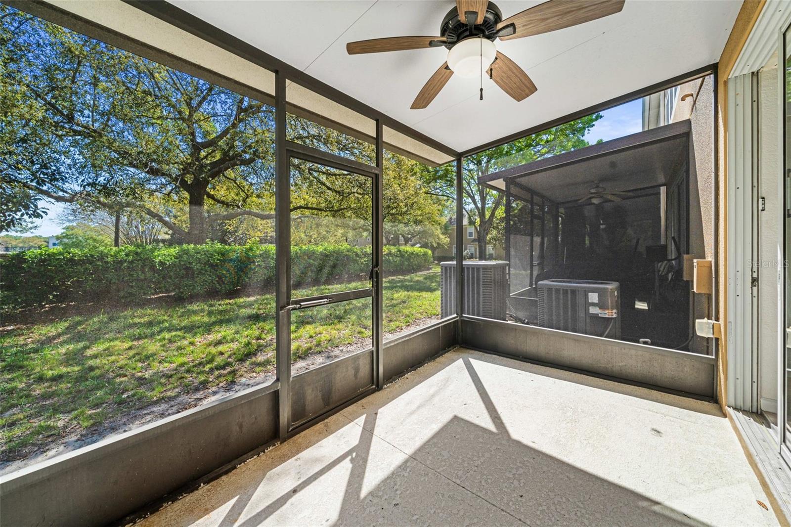 Image 25 of 37 For 2851 Polvadero Lane 105