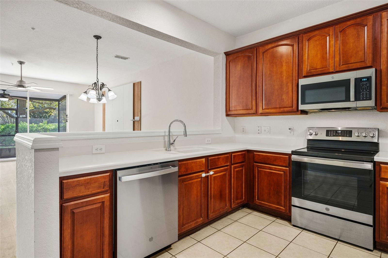 Image 7 of 37 For 2851 Polvadero Lane 105