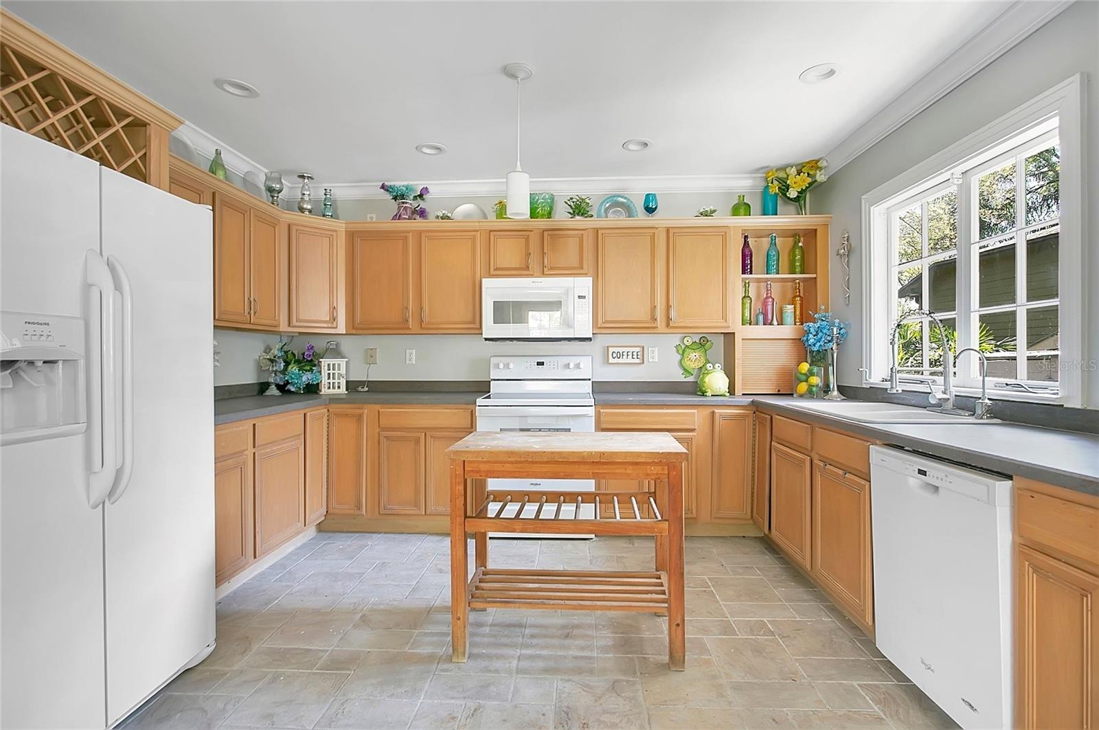 Image 13 of 35 For 1610 Jefferson Street