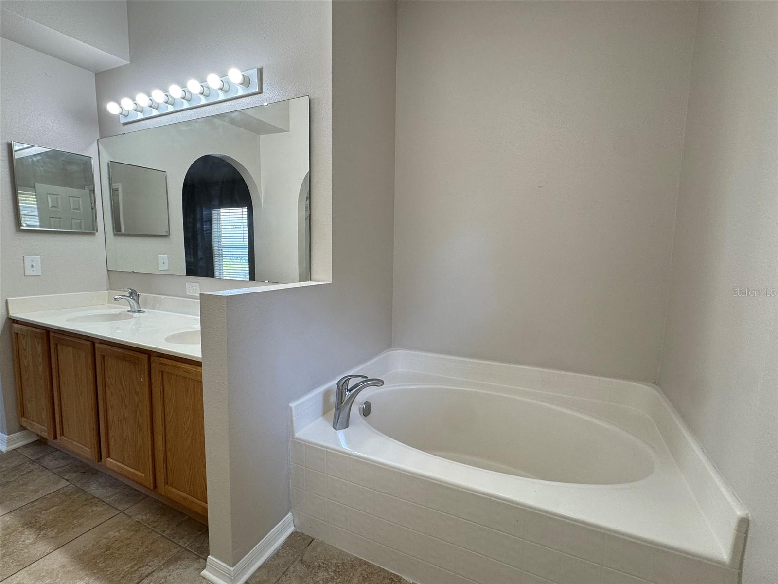 Image 10 of 18 For 357 Squires Grove Drive