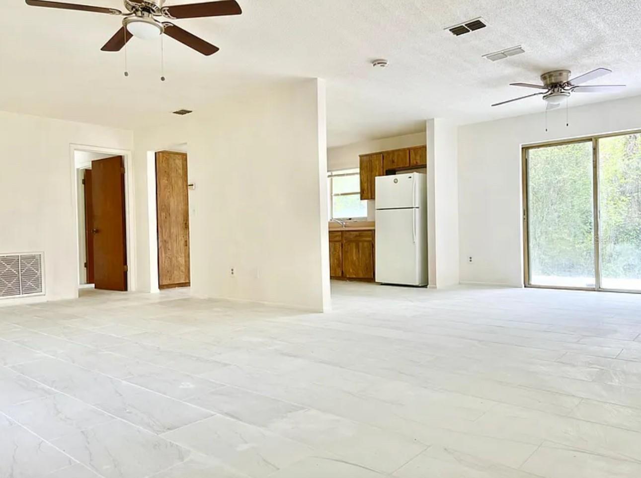 Image 6 of 15 For 547 Lino Court