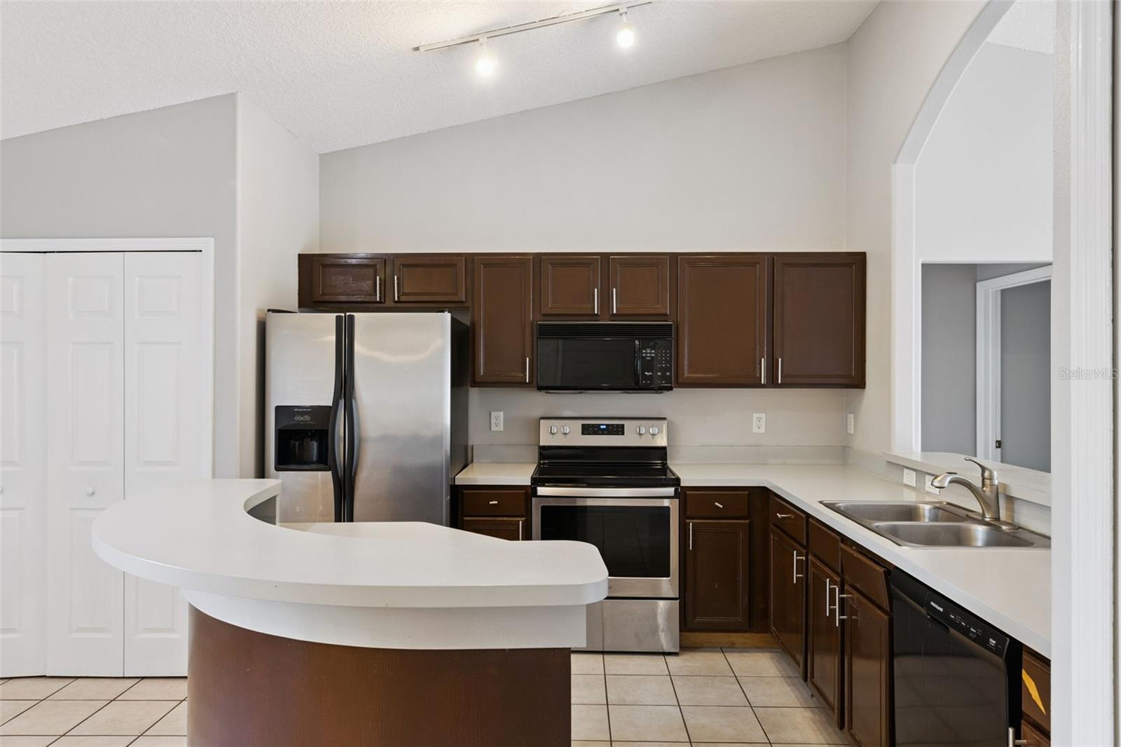 Image 7 of 35 For 2150 Tortoise Shell Drive