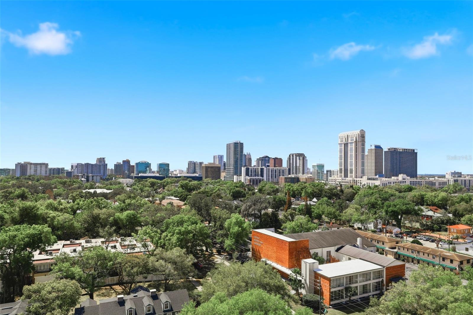 Image 27 of 29 For 400 Colonial Drive 1202