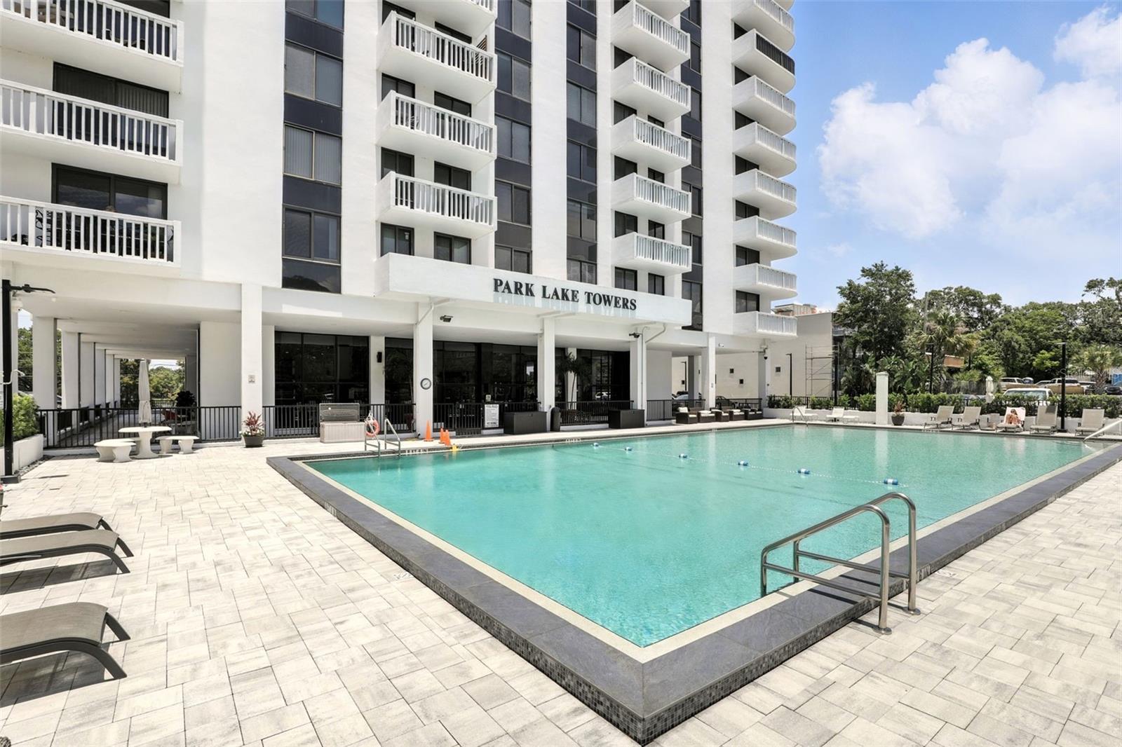 Image 28 of 29 For 400 Colonial Drive 1202