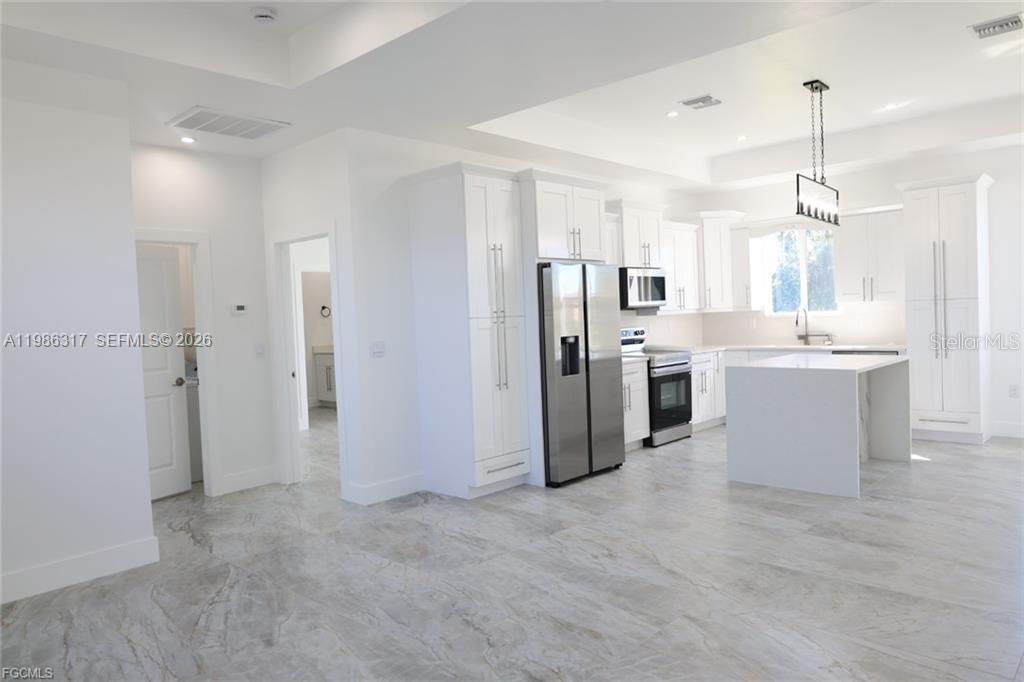 Image 4 of 20 For 114 Preston Street