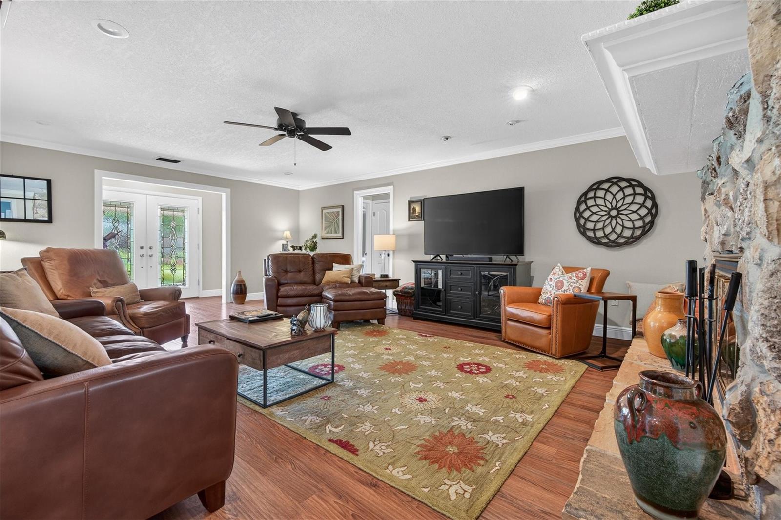 Image 13 of 63 For 4510 Lake Gem Circle