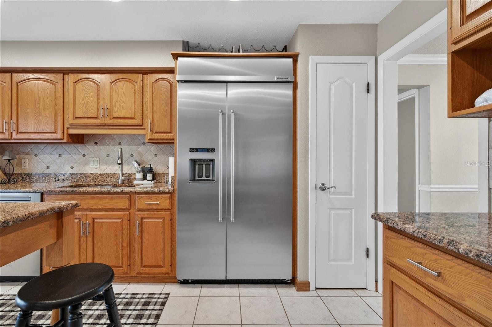 Image 18 of 63 For 4510 Lake Gem Circle