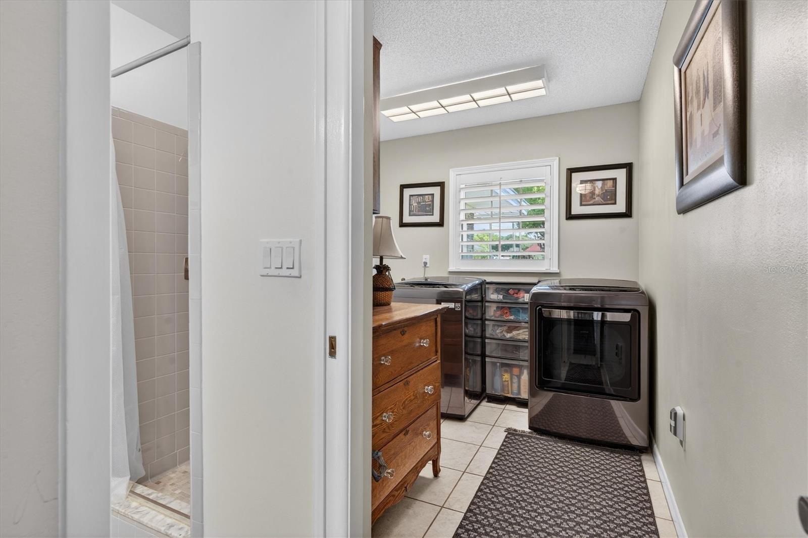 Image 35 of 63 For 4510 Lake Gem Circle