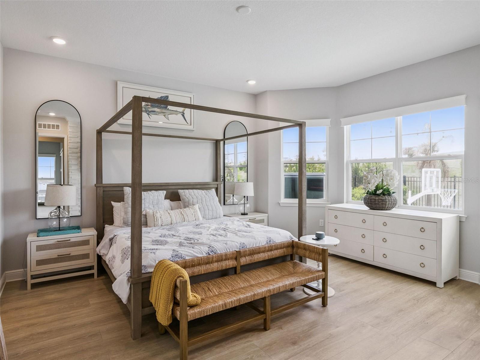 Image 15 of 94 For 16132 Volterra Point