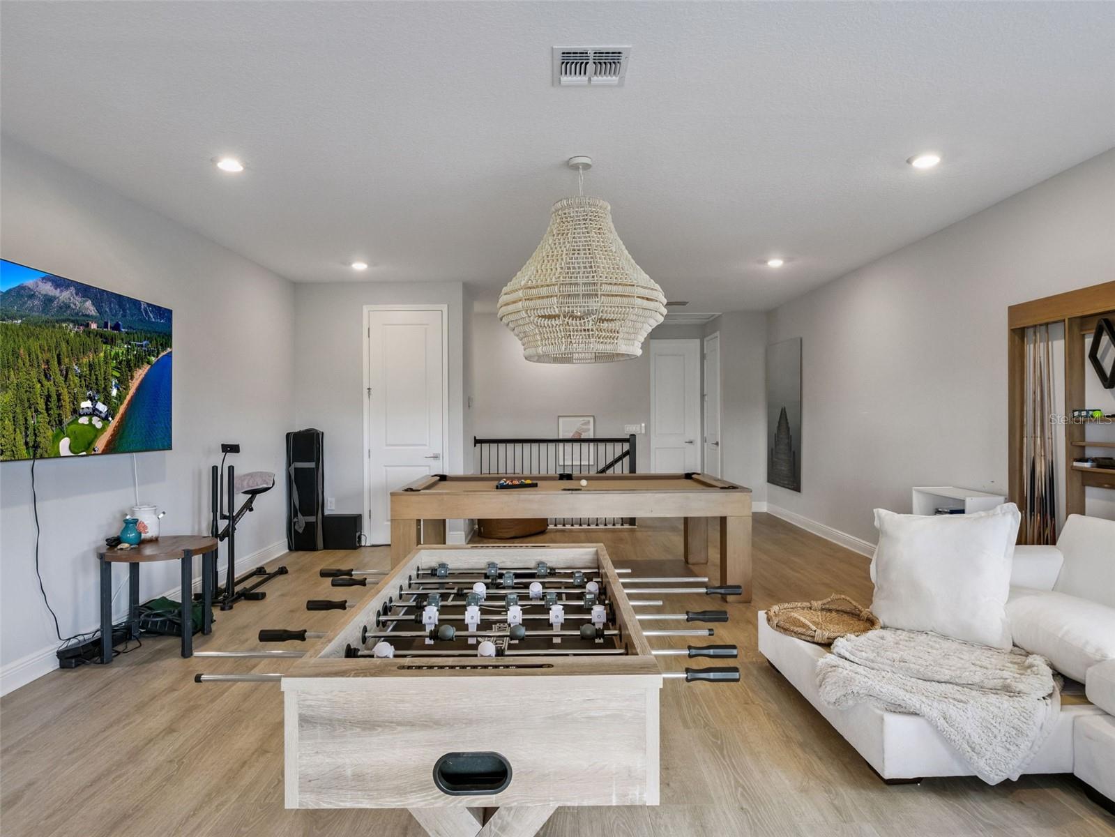 Image 29 of 94 For 16132 Volterra Point