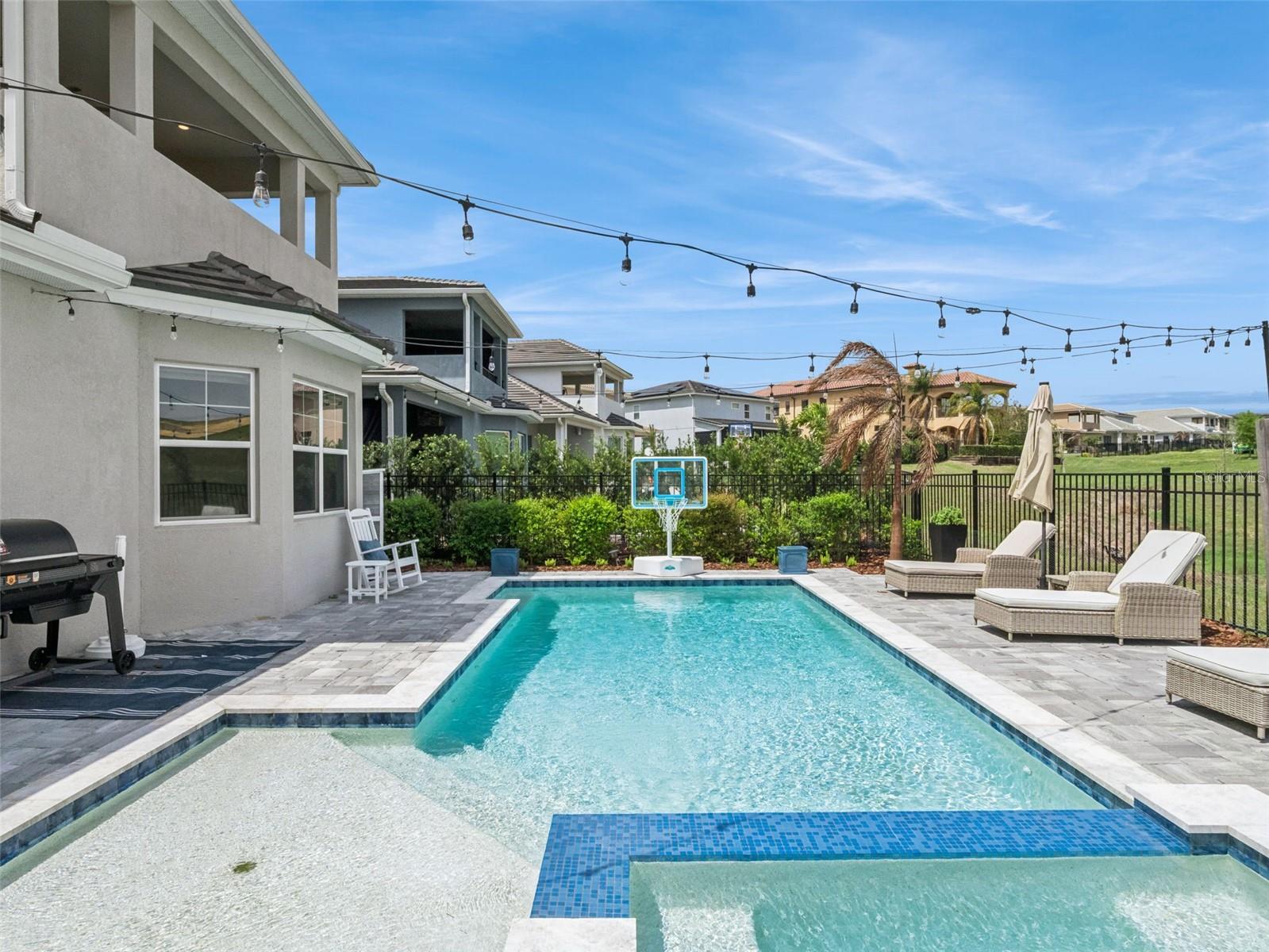 Image 38 of 94 For 16132 Volterra Point