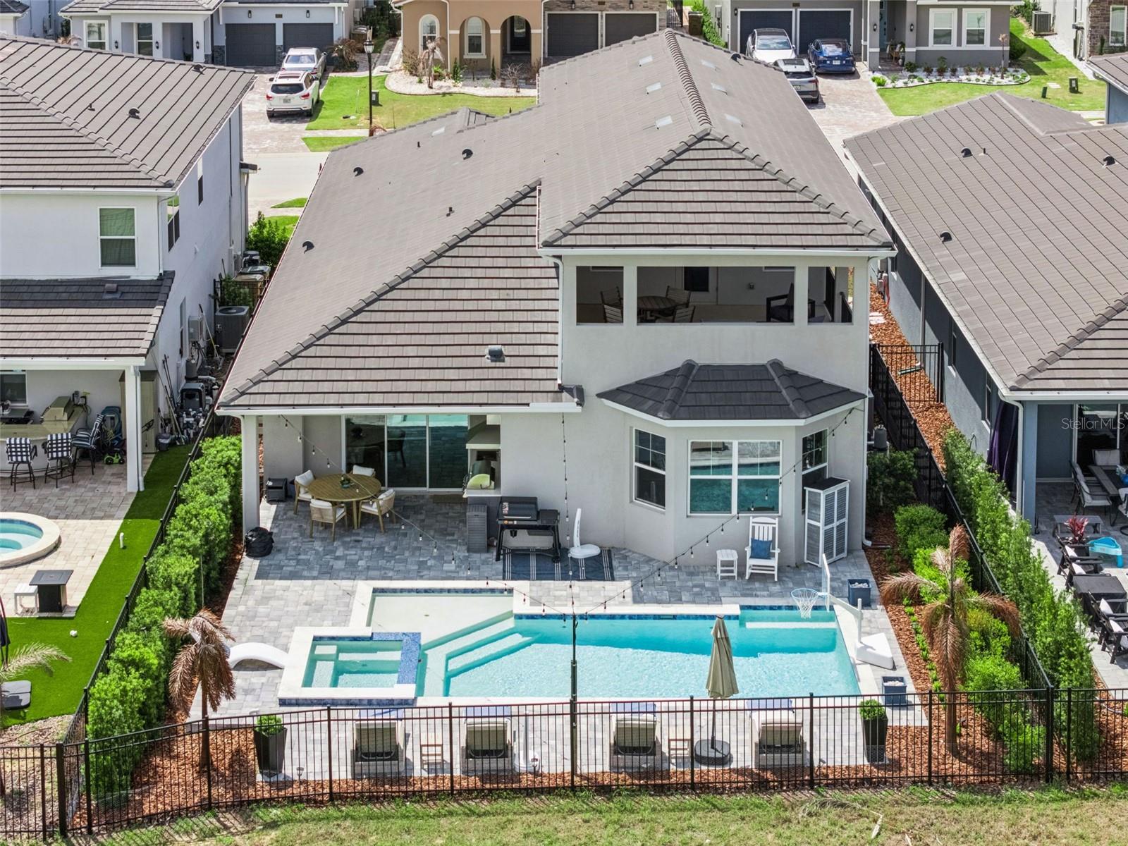 Image 42 of 94 For 16132 Volterra Point