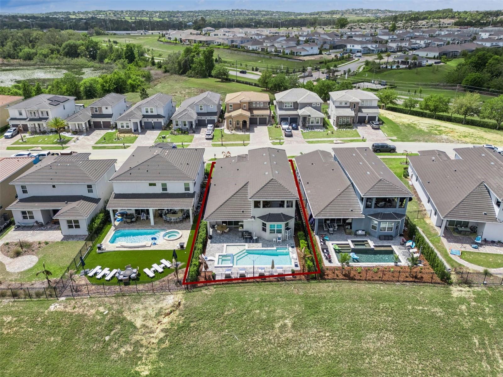 Image 44 of 94 For 16132 Volterra Point