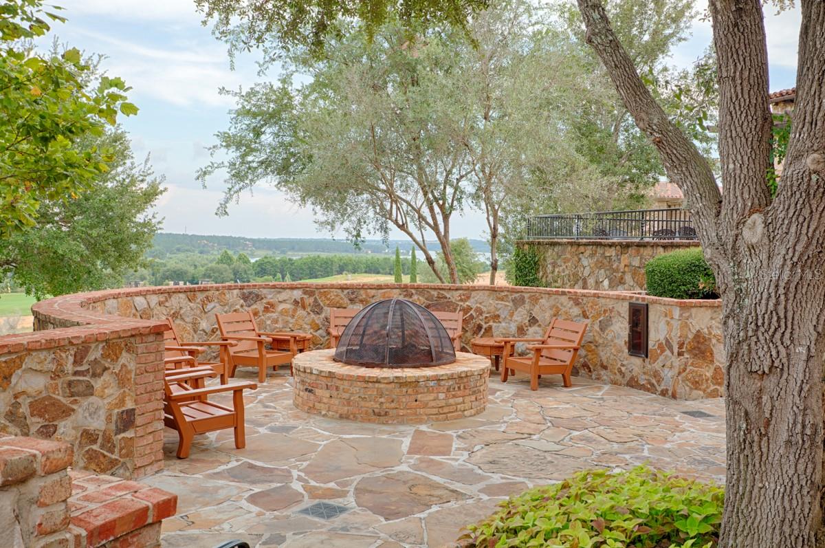 Image 85 of 94 For 16132 Volterra Point