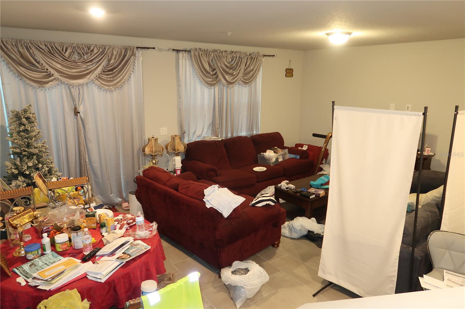 Image 19 of 32 For 2063 Harebell Lane