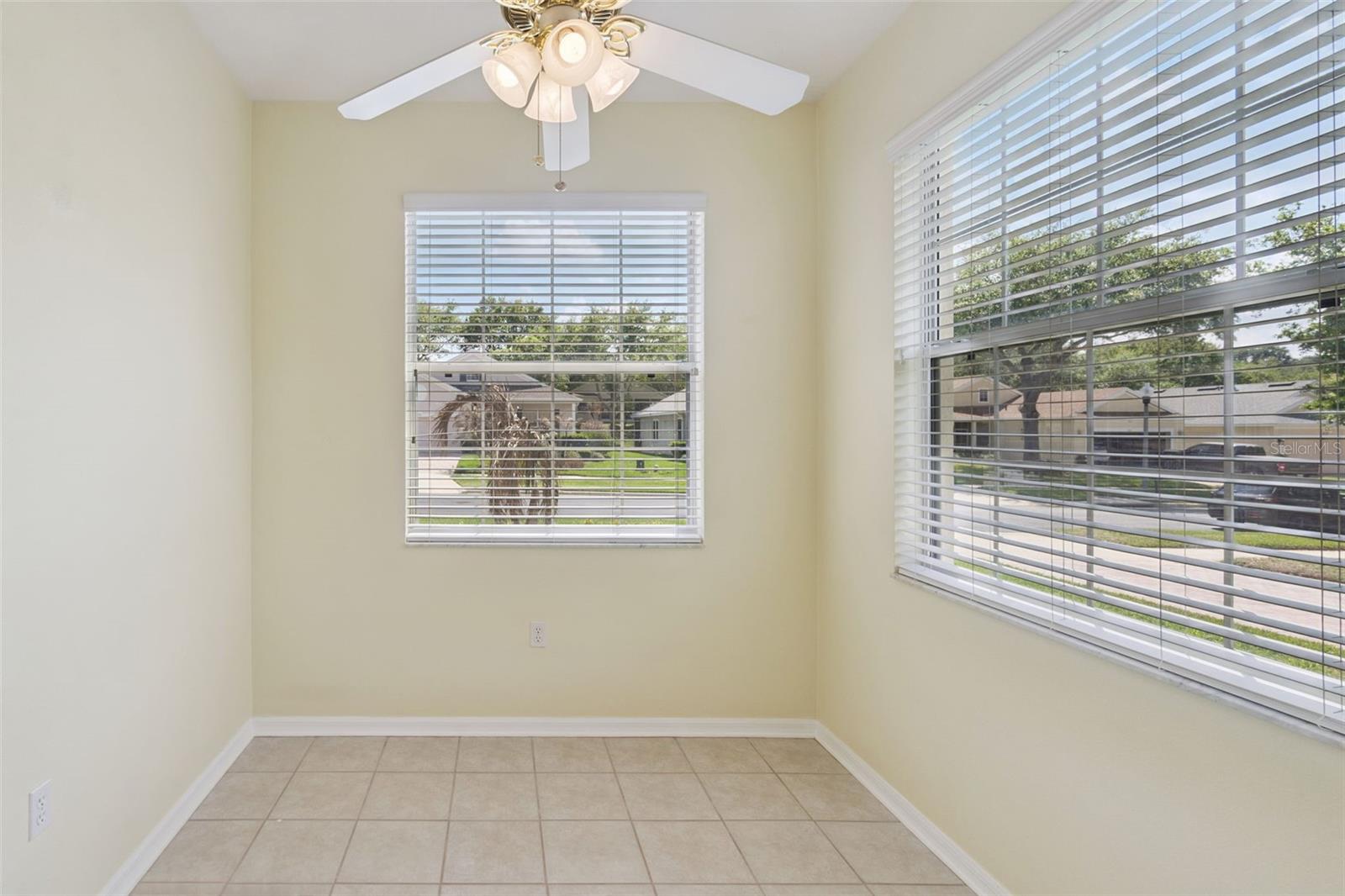 Image 9 of 47 For 771 Wolf Creek Street