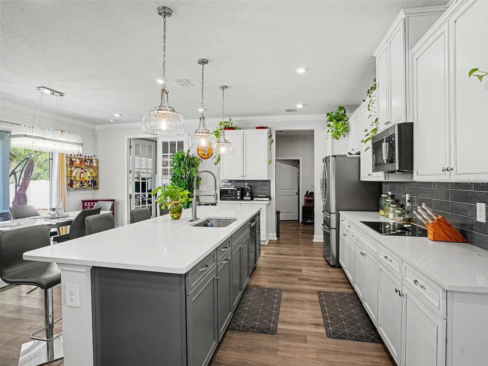 Image 10 of 36 For 608 Rominger Loop