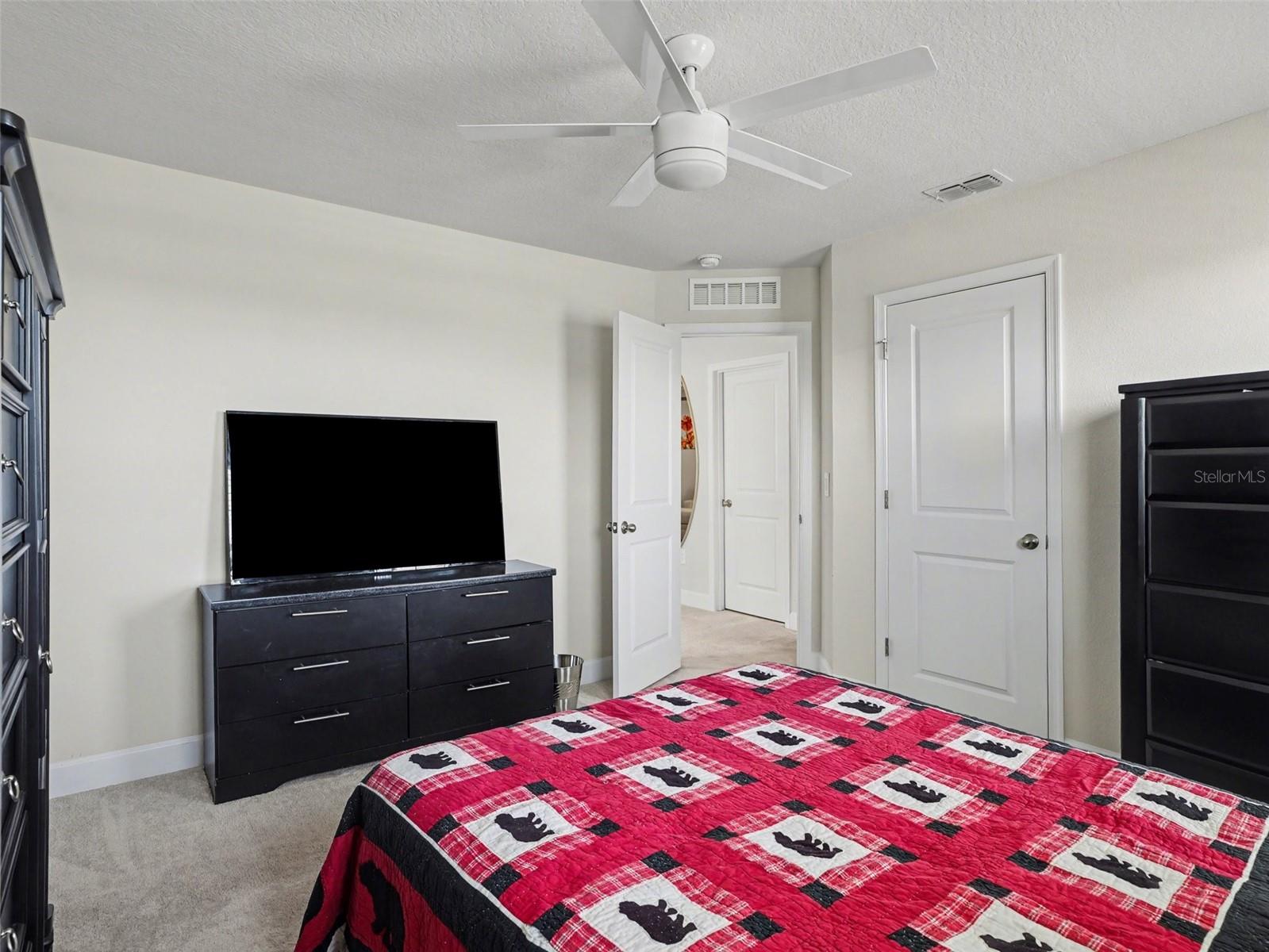 Image 16 of 36 For 608 Rominger Loop