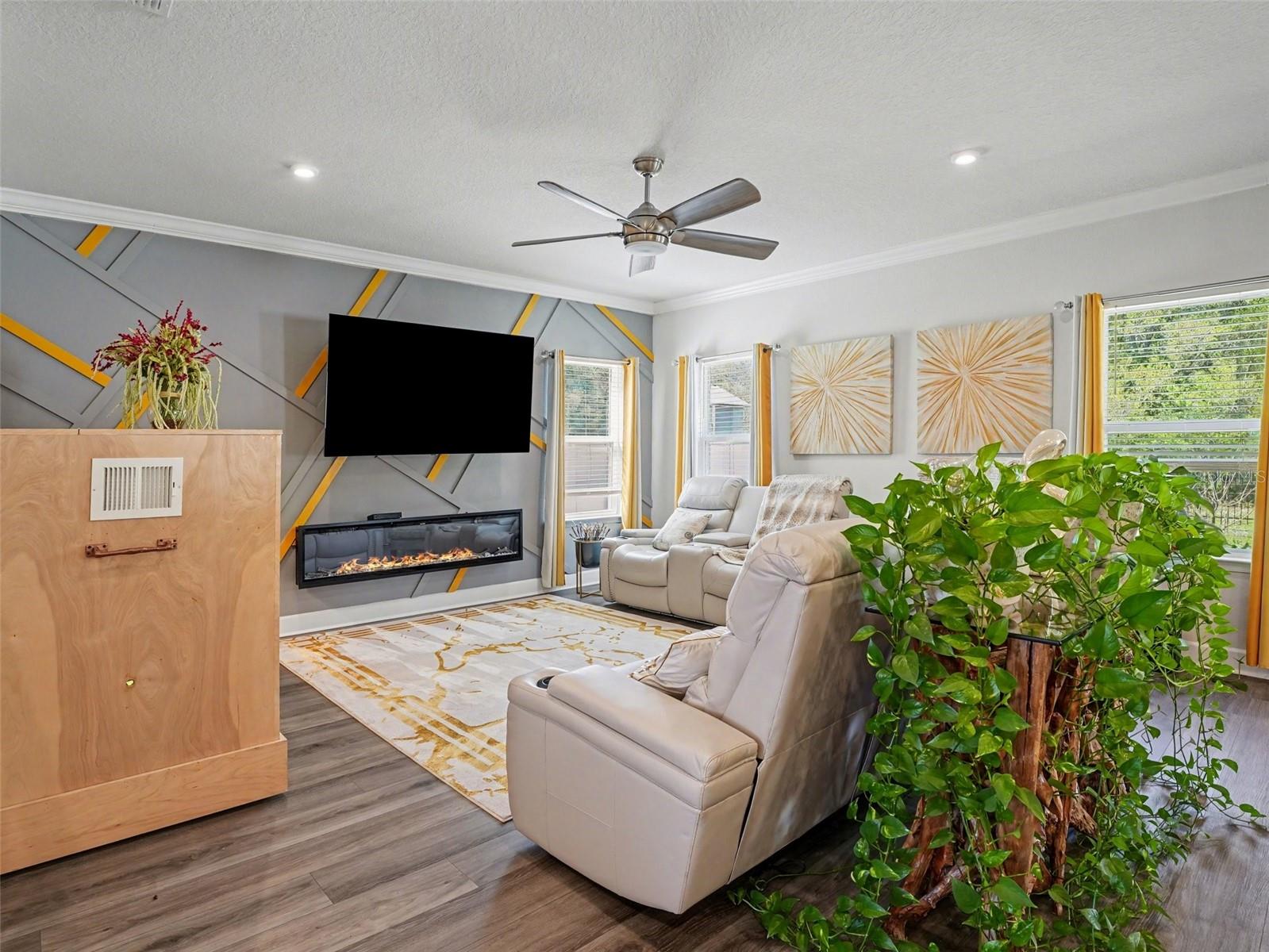 Image 6 of 36 For 608 Rominger Loop