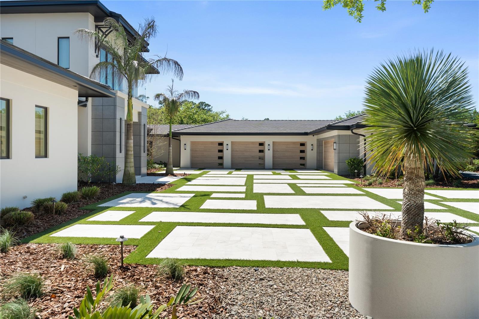 Image 3 of 99 For 8506 Lake Nona Shore Dr