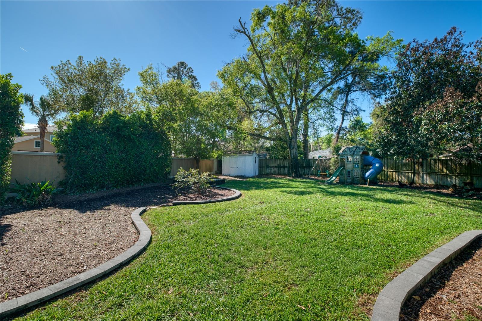 Image 27 of 32 For 5059 Knotty Pine Court