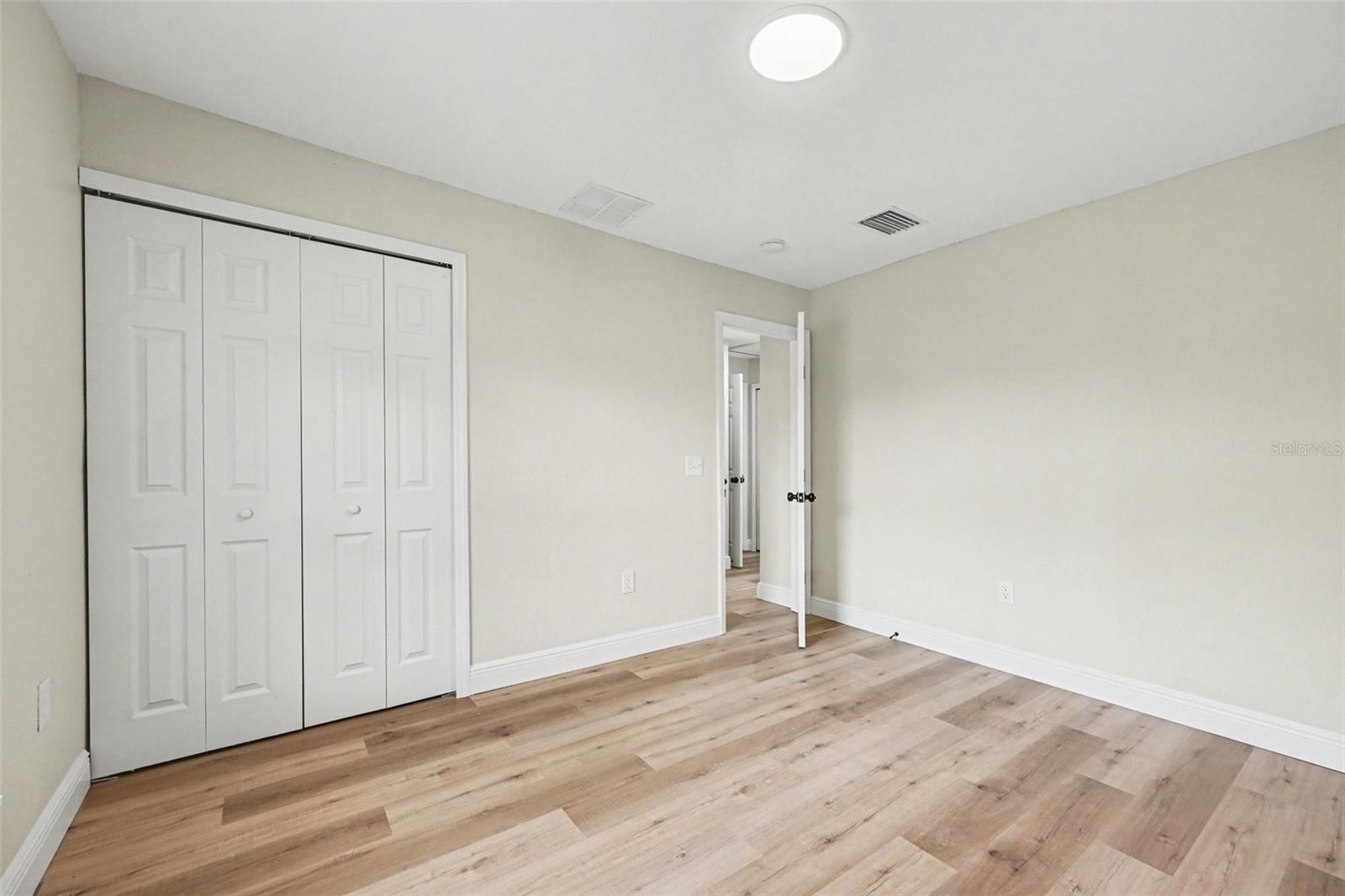 Image 17 of 28 For 6460 Ainsworth Road