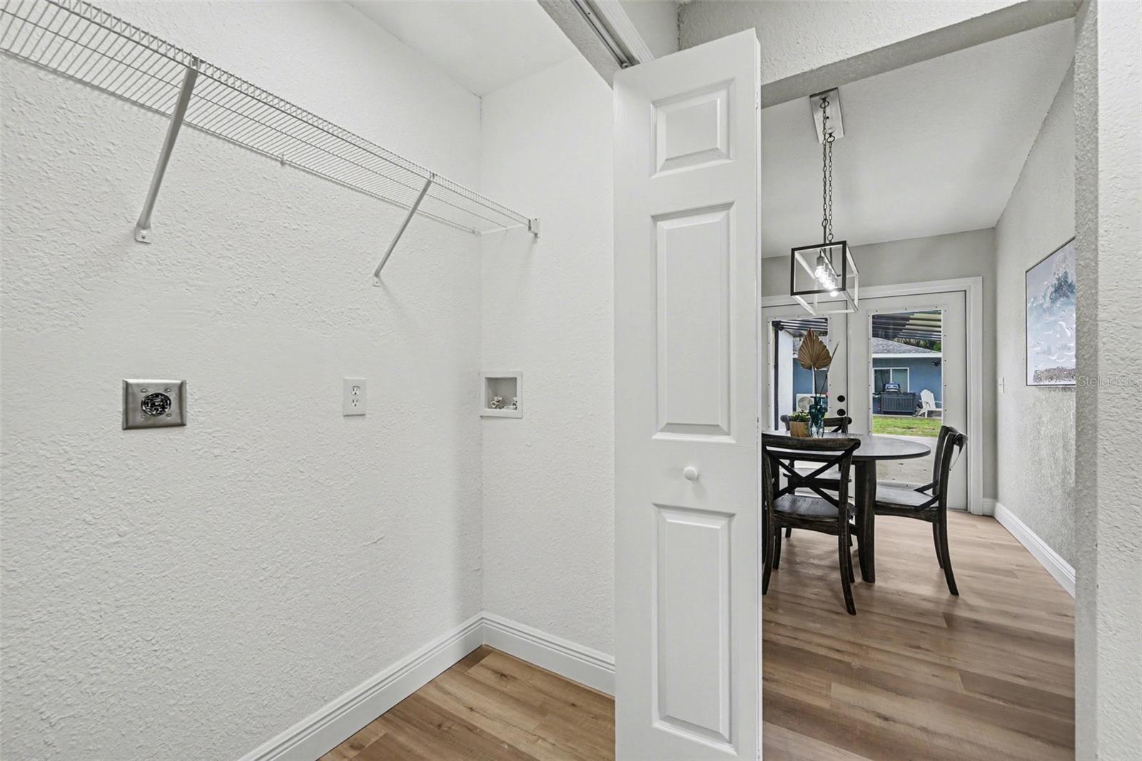 Image 20 of 28 For 6460 Ainsworth Road