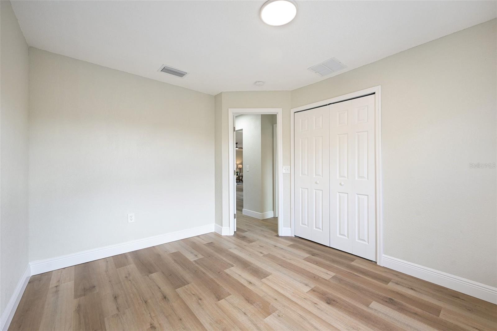 Image 22 of 28 For 6460 Ainsworth Road