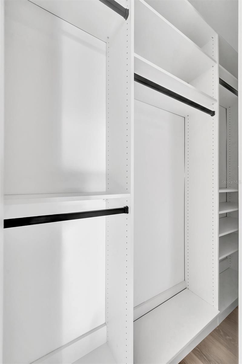 Image 24 of 39 For 3723 Norwood Court