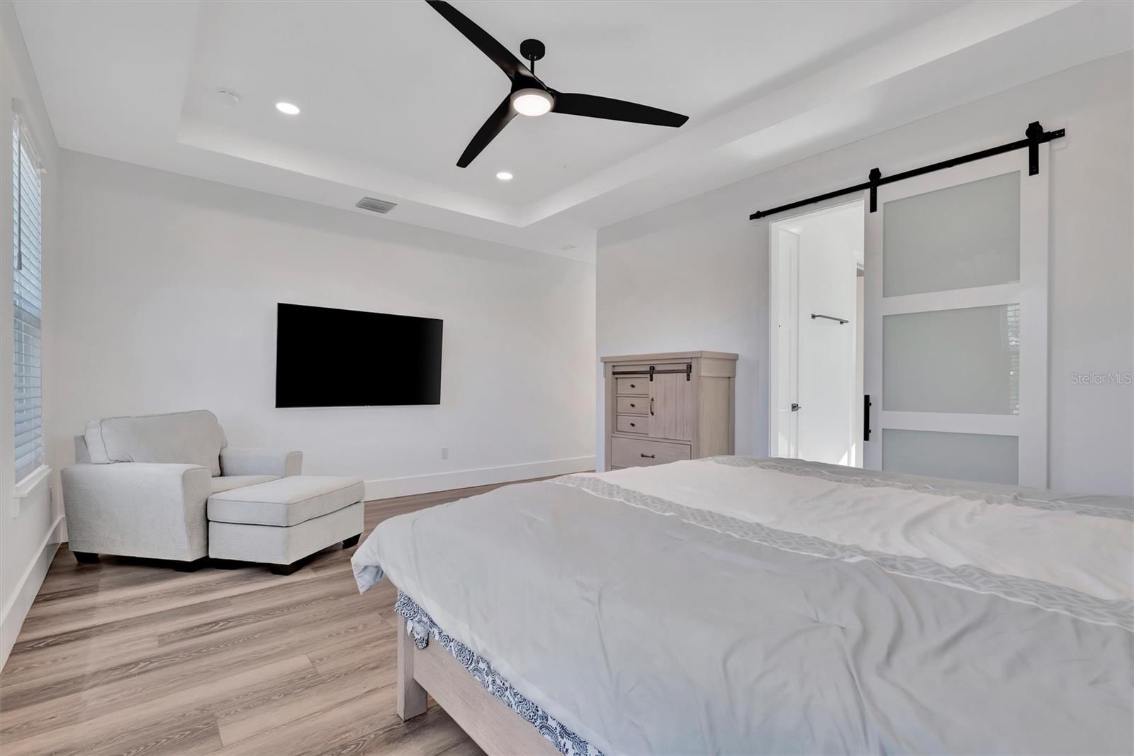 Image 27 of 39 For 3723 Norwood Court