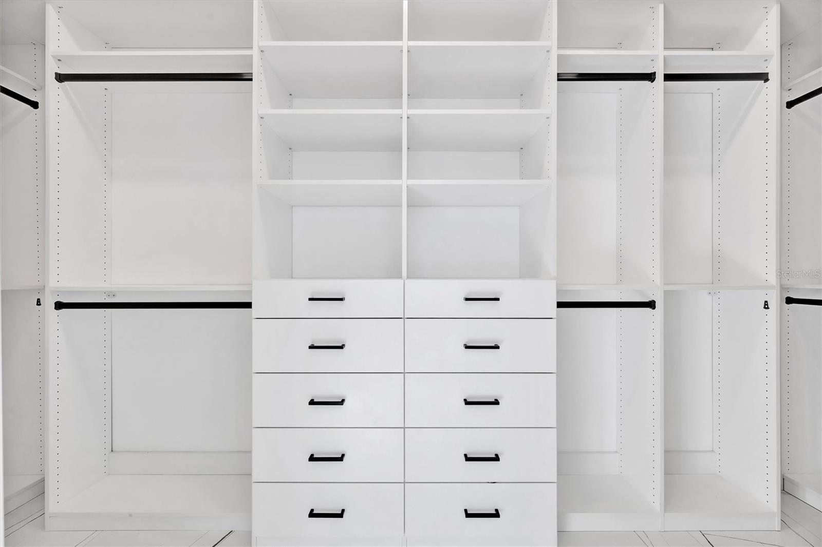 Image 30 of 39 For 3723 Norwood Court