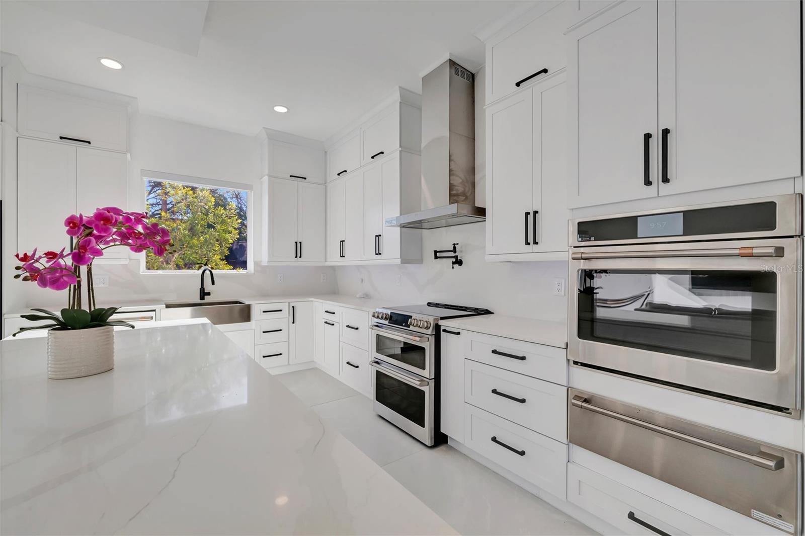 Image 9 of 39 For 3723 Norwood Court