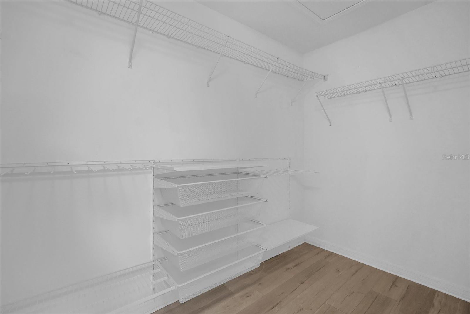 Image 13 of 27 For 10815 Savannah Landing Circle