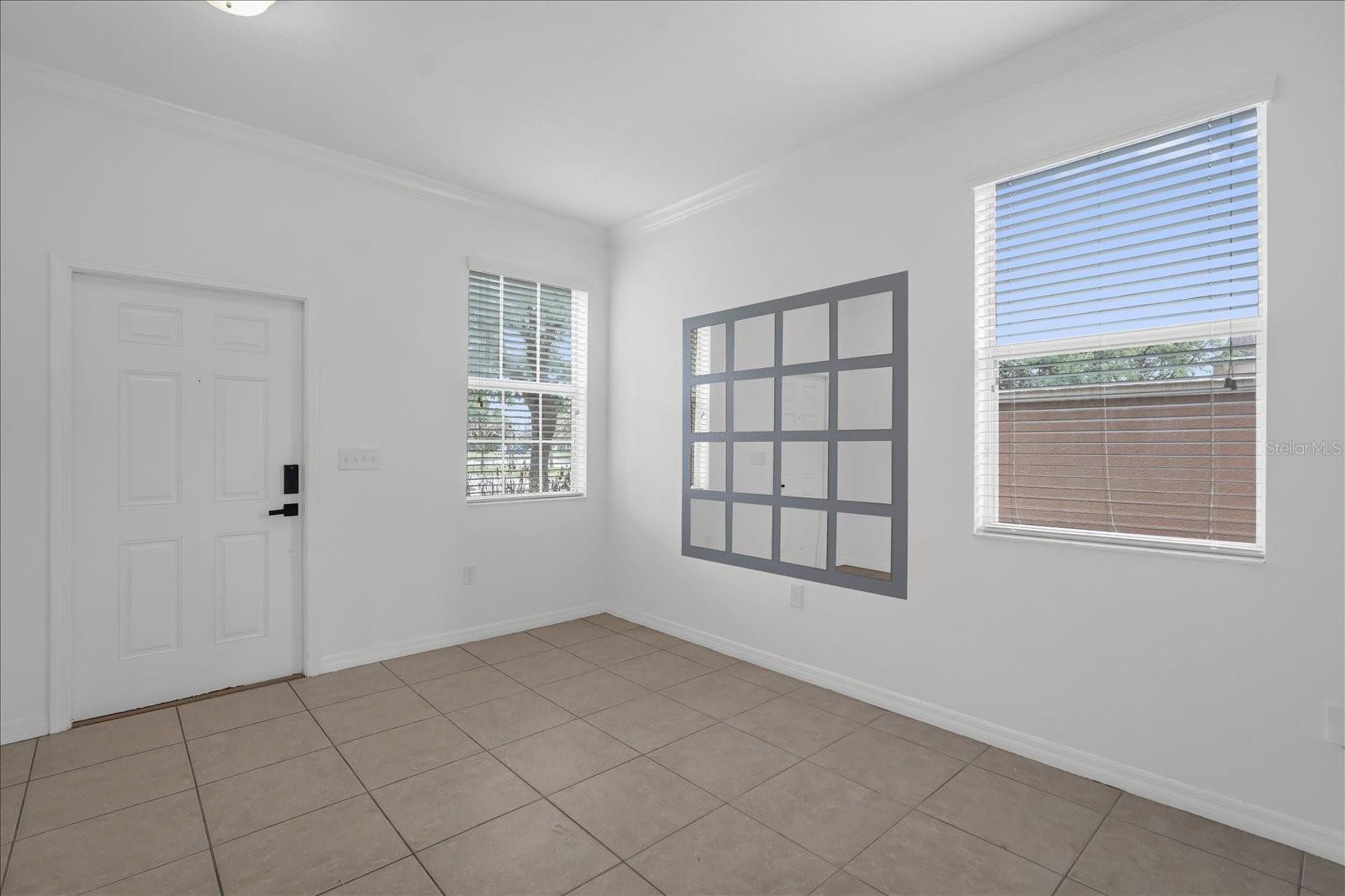 Image 18 of 27 For 10815 Savannah Landing Circle