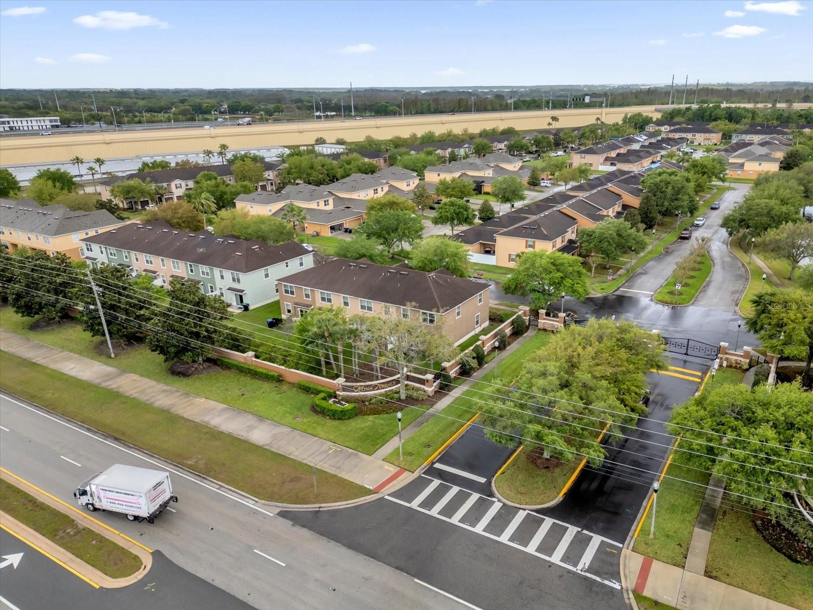 Image 26 of 27 For 10815 Savannah Landing Circle