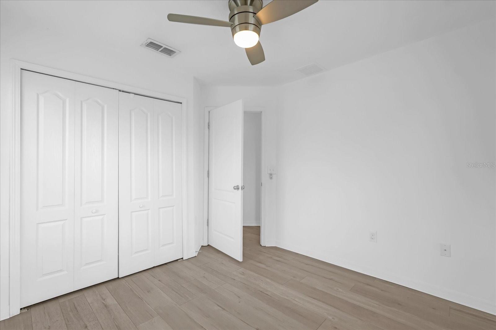 Image 9 of 27 For 10815 Savannah Landing Circle