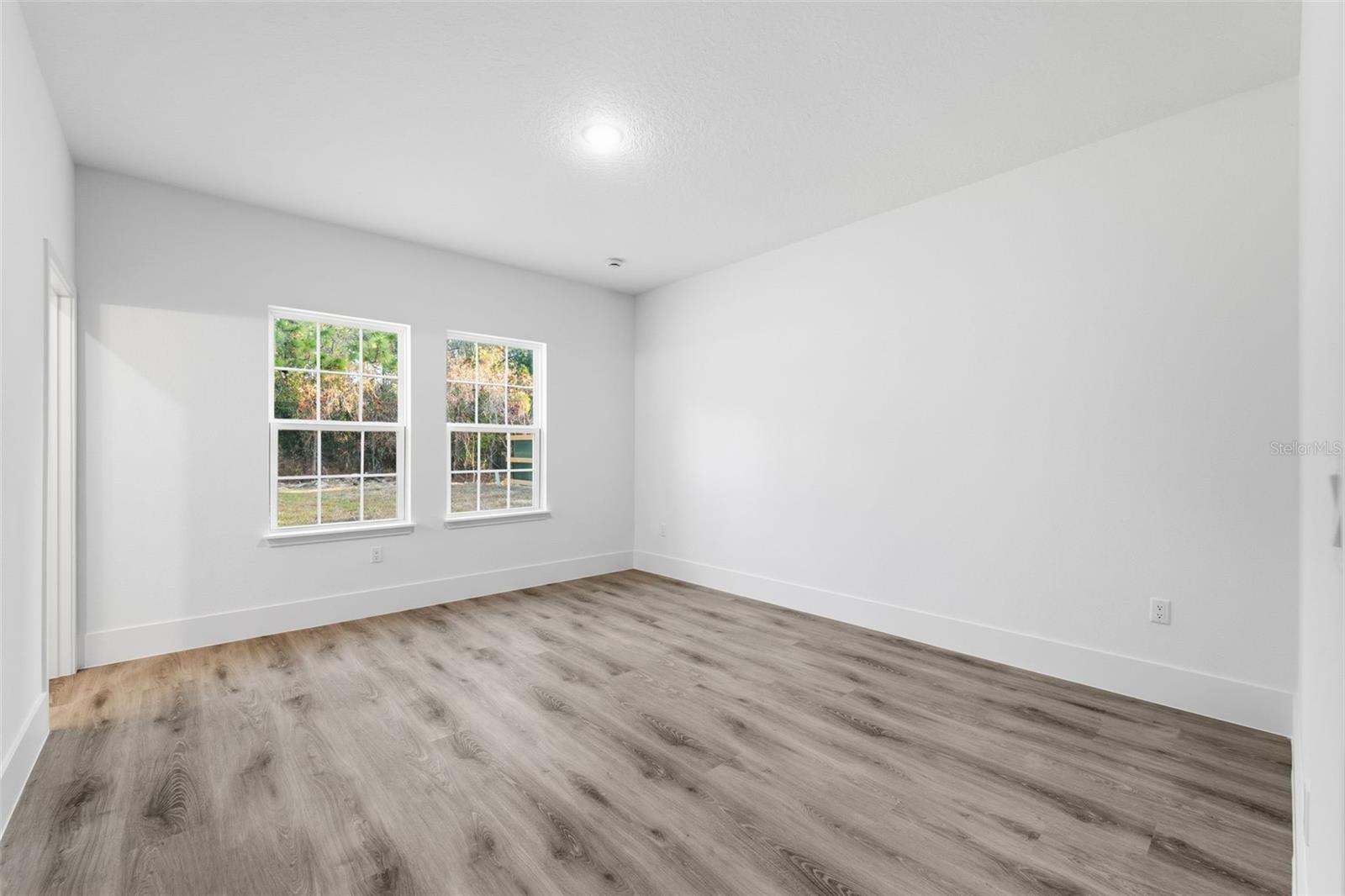 Image 15 of 26 For 7047 Lime Drive