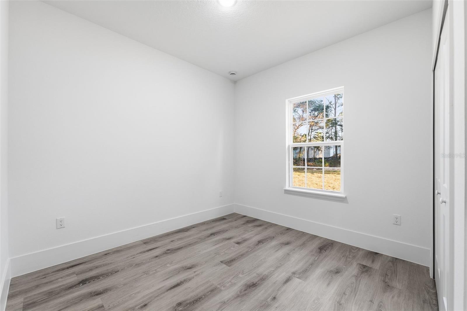 Image 19 of 26 For 7047 Lime Drive